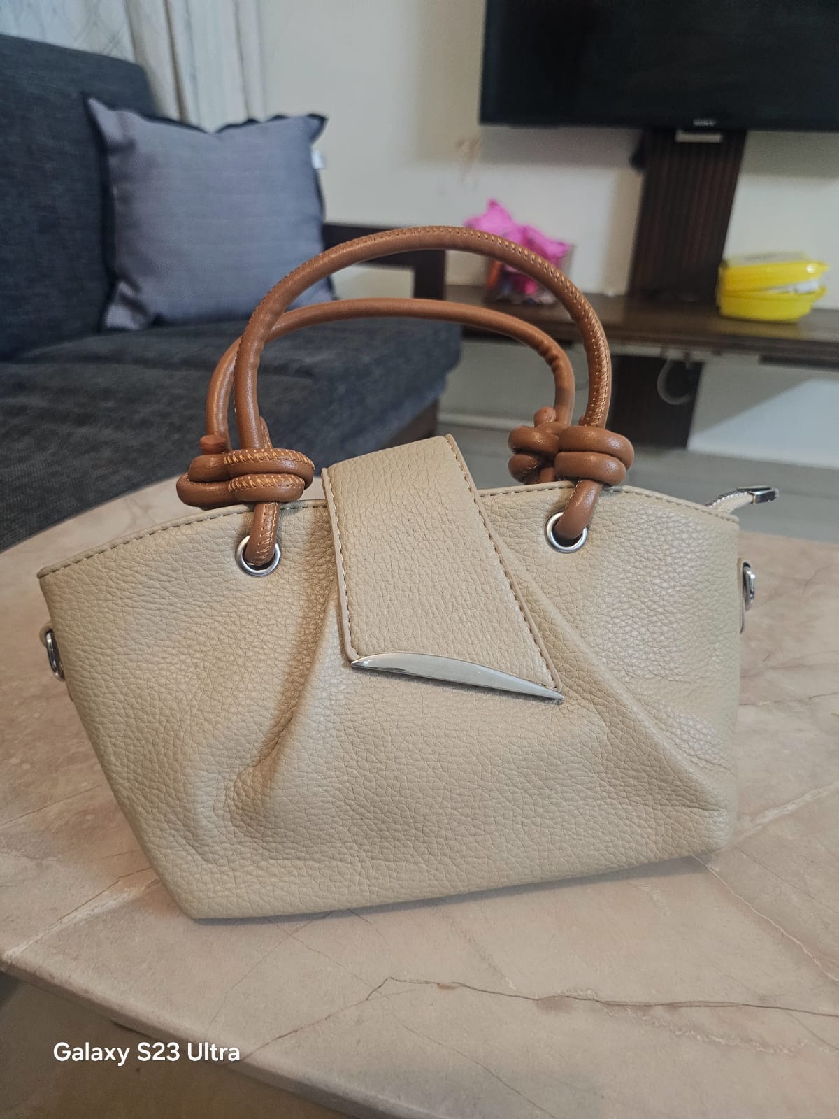 Beige tote small purse