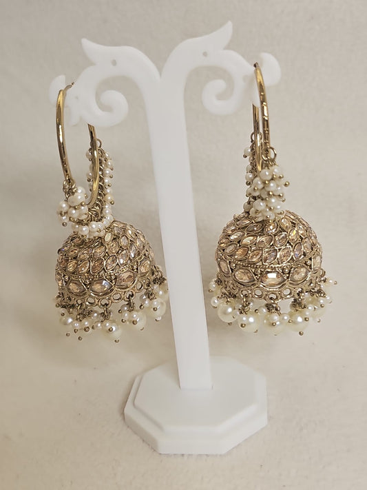 white moti jhumka
