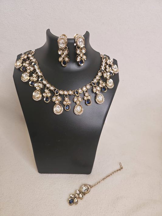 blue diamond necklace