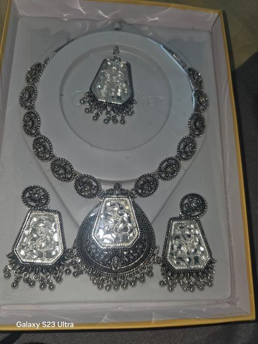 OXIDE DIAMOND